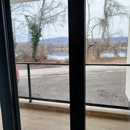 Jovic Apartment Ostrovo